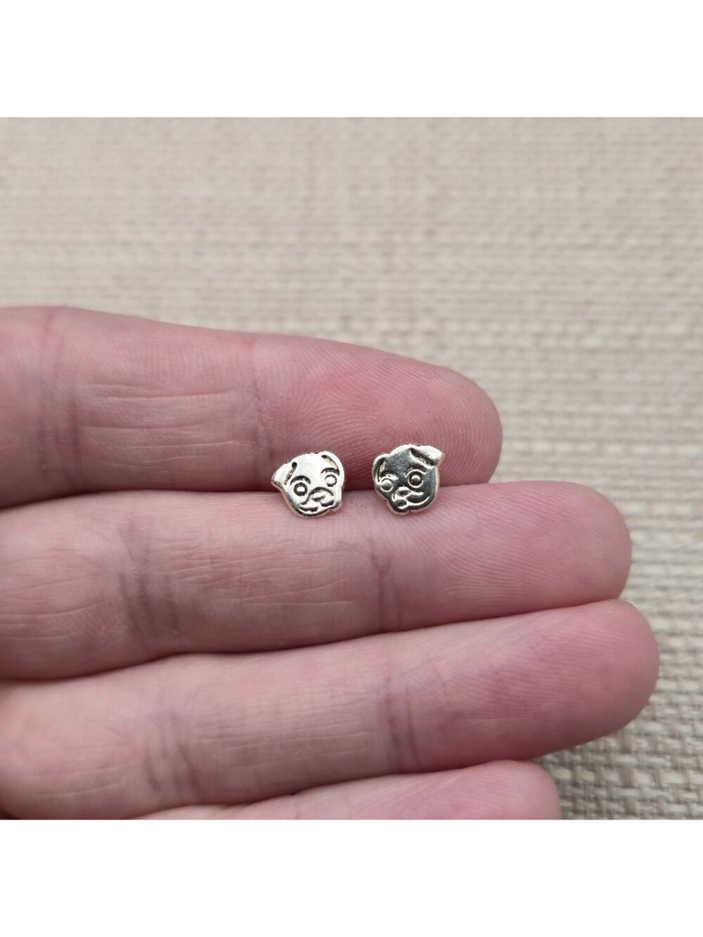 Sterling Silver Pug Dog Puppy Face Stud Earrings A8785